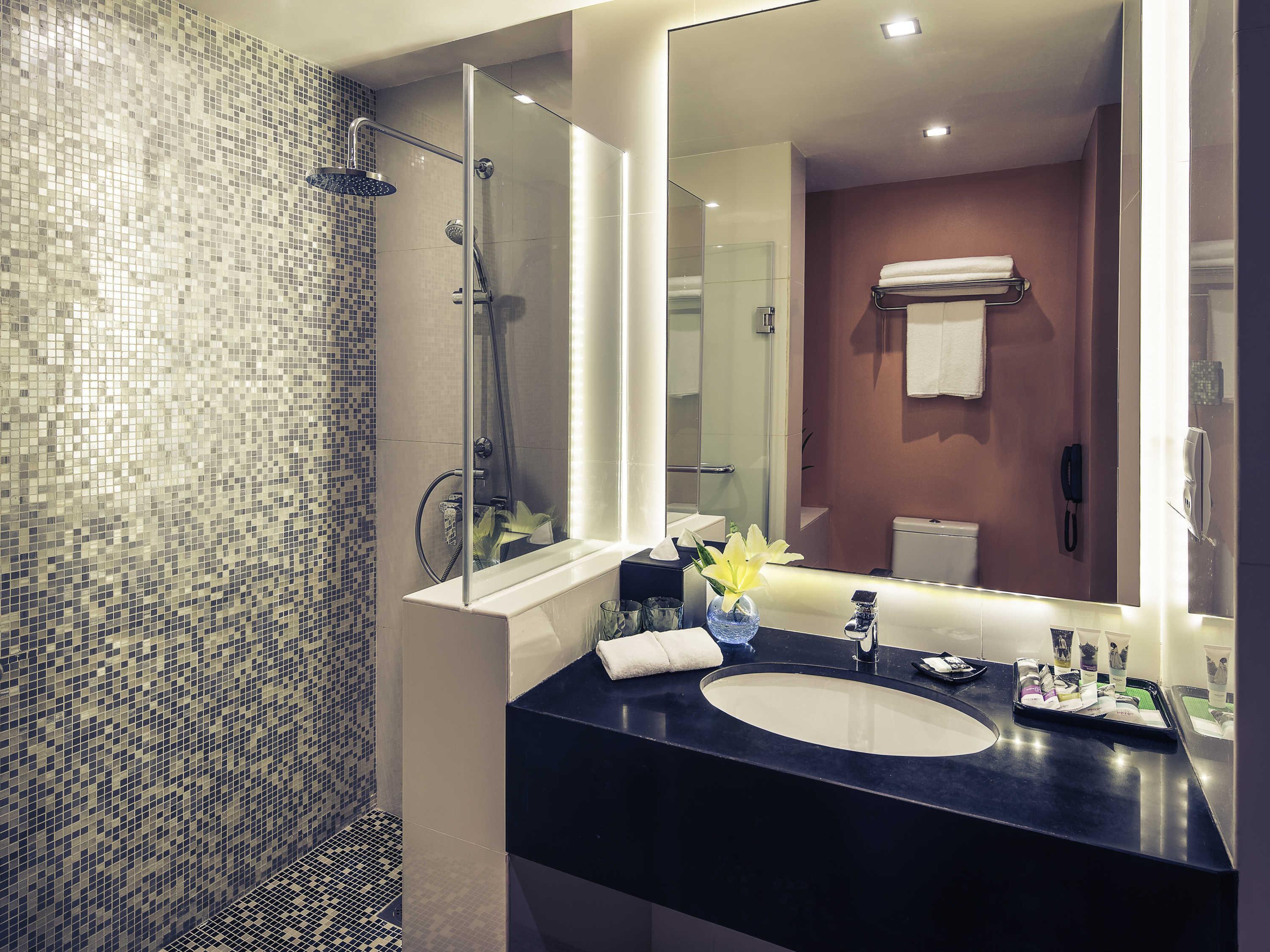 Mercure Yangon Kaba Aye Room Type - One Bedroom Studio King Size Bed-Kitchenette-Balcony Mercure Yangon Kaba Aye Room Type - One Bedroom Studio King Size Bed-Kitchenette-Balcony