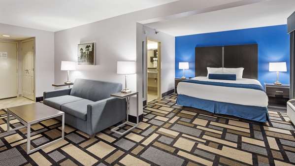 - Best Western Plus Birmingham Inn & Suites