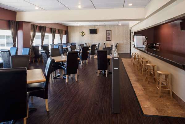 Restaurant - Ramada Hotel Midtown Spokane - I-90, Exit 281