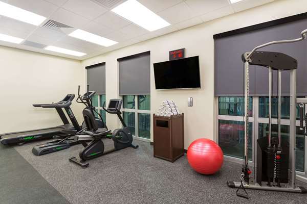 Fitness/ Exercise Room - Wingate by Wyndham Hotel Miami Airport Doral