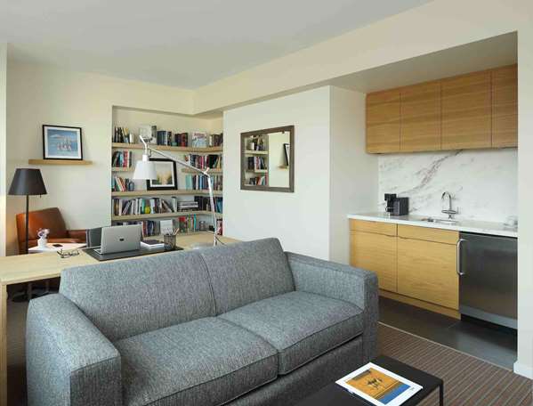 Suite - Study at University City Hotel Philadelphia - I-76, Exit 345