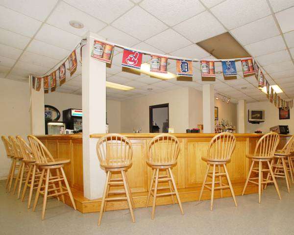 Restaurant - Knights Inn St Clairesville - I-70, Exit 218