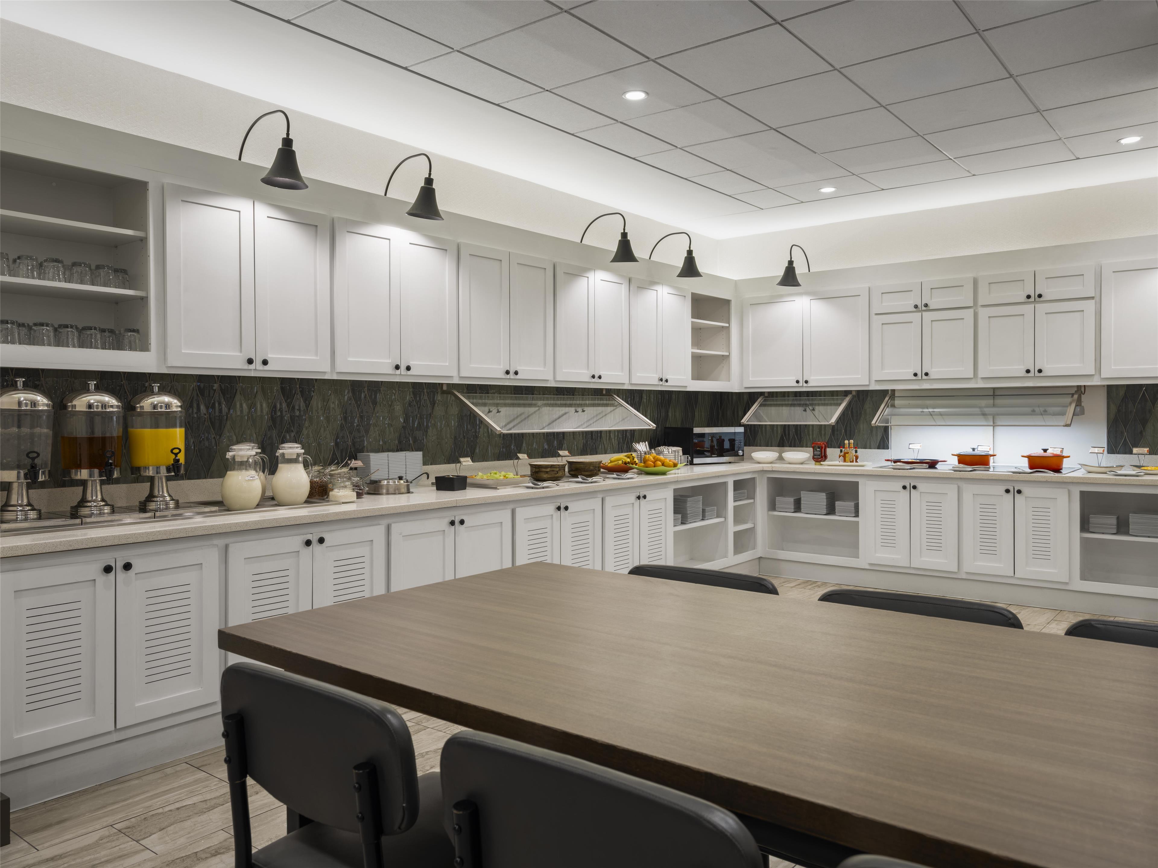 Restaurant | Hyatt Place West Des Moines Jordan Creek