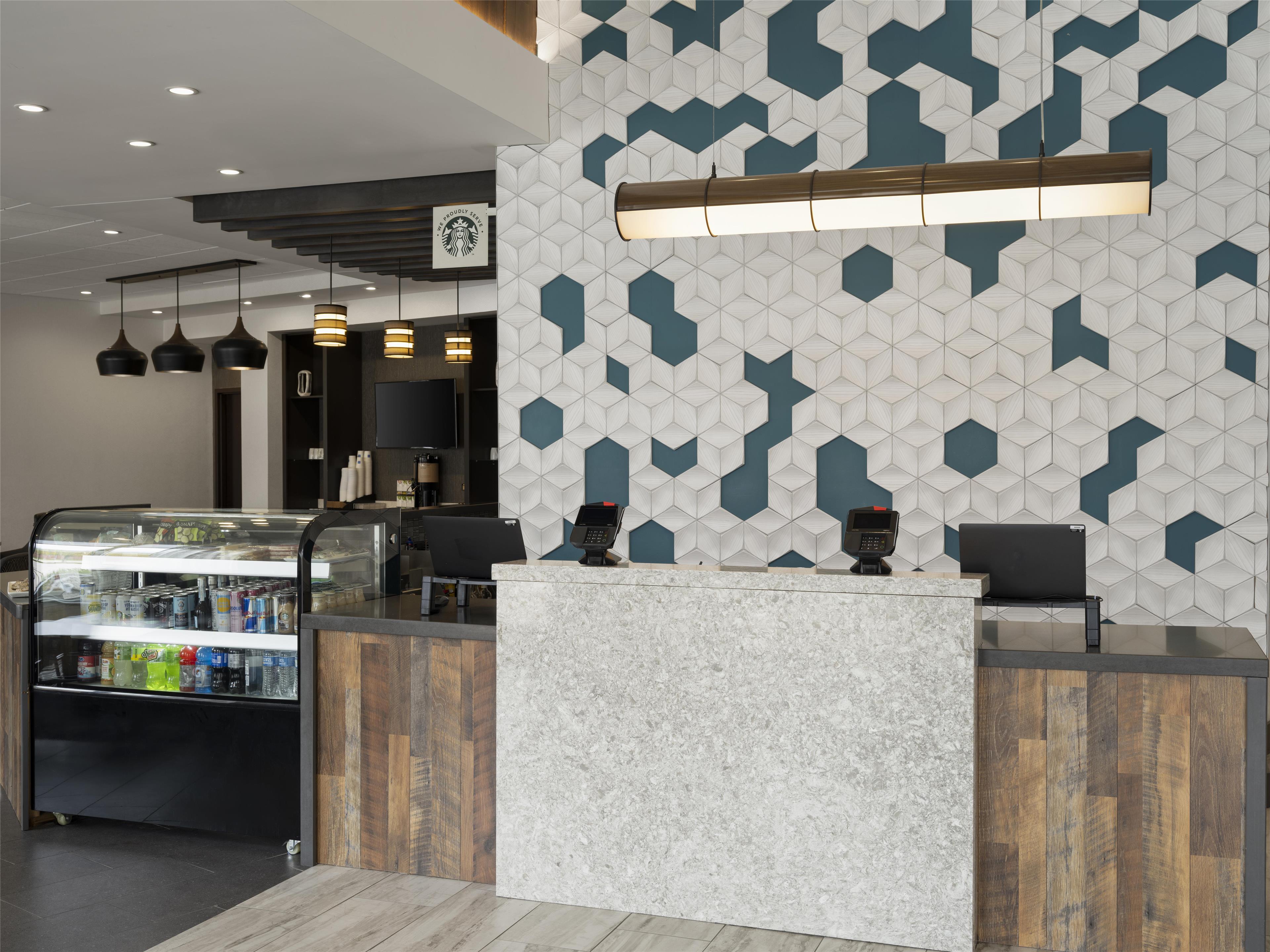 Lobby | Hyatt Place West Des Moines Jordan Creek