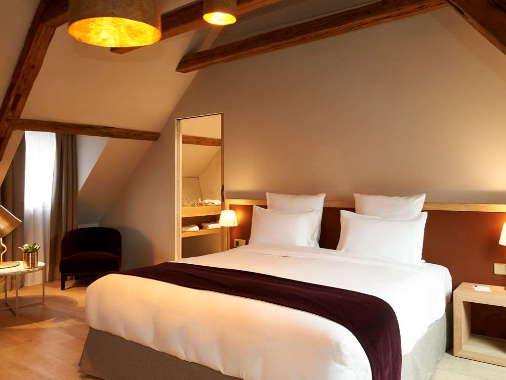 5 Terres H Room Type - DELUXE Room, 1 King Size Bed