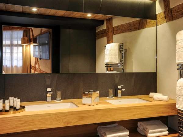 Classic Room with 1 Queen-size bed