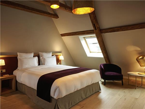 DELUXE Room, 1 King Size Bed