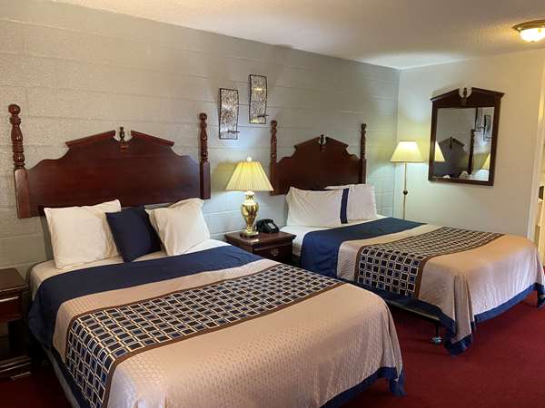  - Knights Inn Fairview