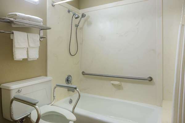  - Super 8 Hotel Paragould