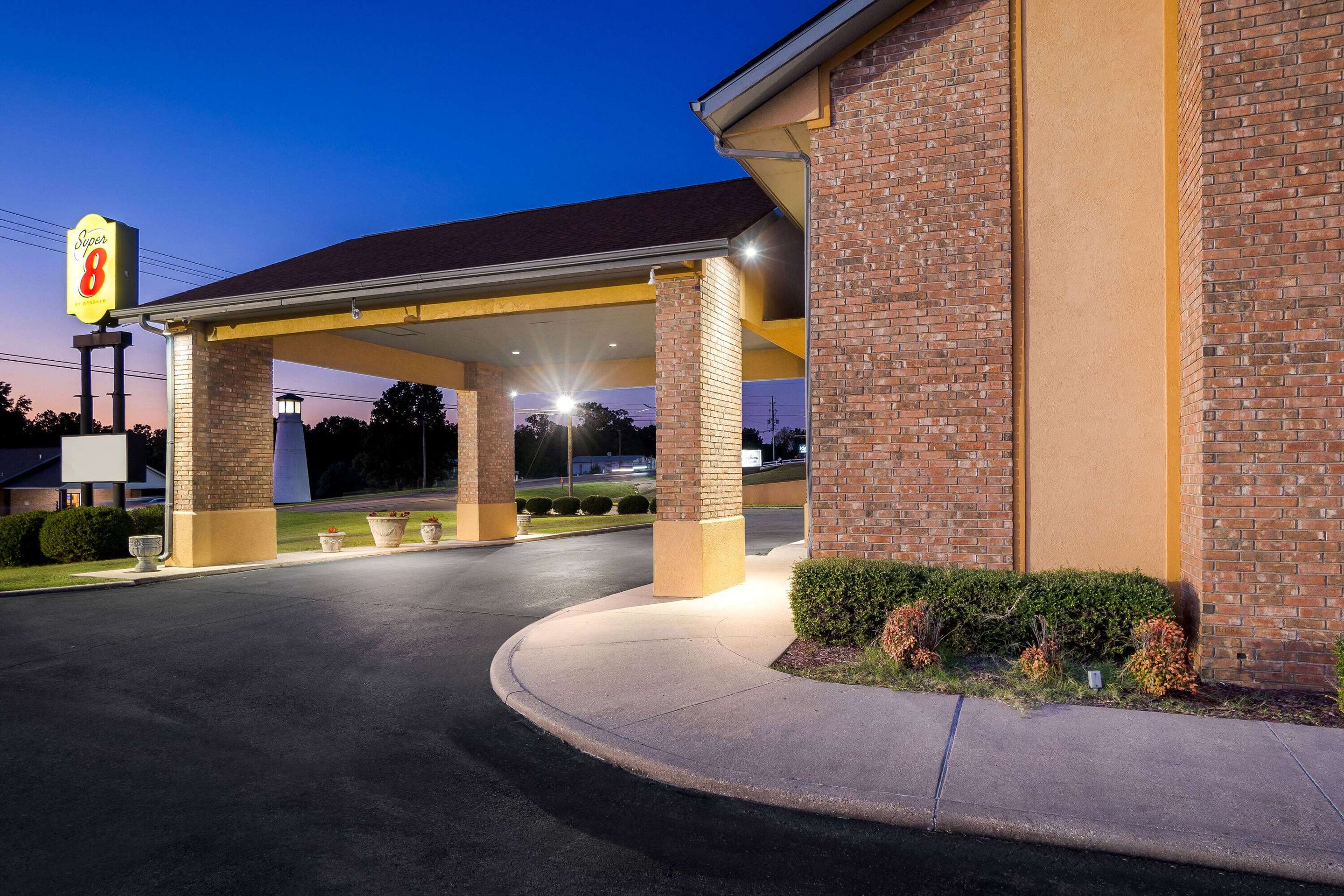 Exterior | Super 8 by Wyndham Paragould