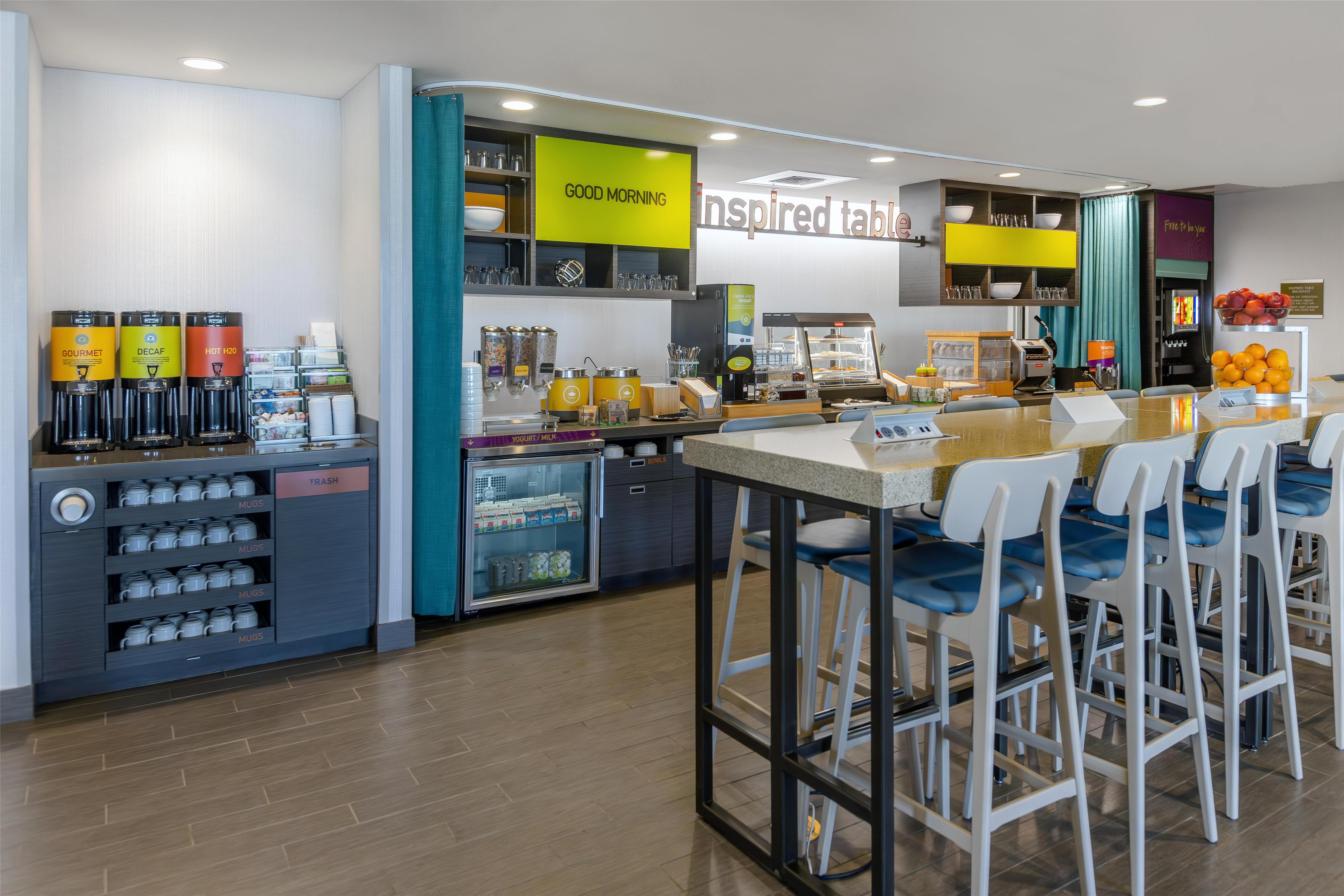 Breakfast Area | Home2 Suites by Hilton Gillette
