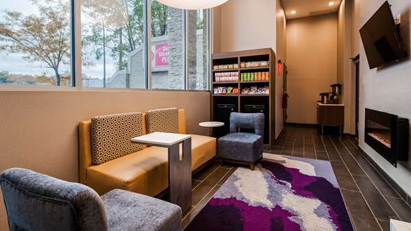  - Best Western Plus Stadium Inn Bronx - I-87, Exit 5