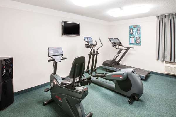 Fitness/ Exercise Room - Baymont Inn & Suites Texarkana - I-30, Exit 223