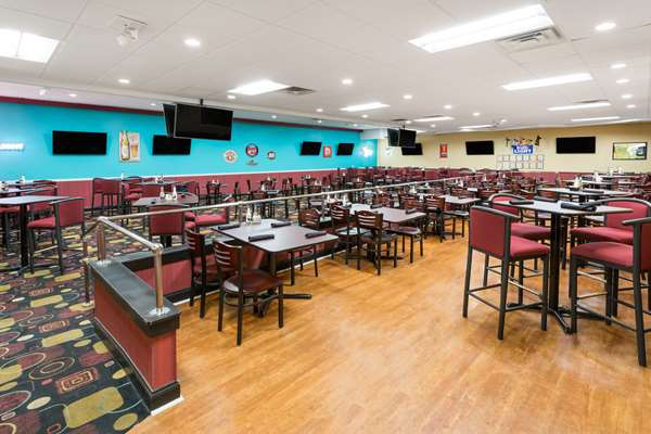 Restaurant - Wyndham Garden Hotel Greensboro - I-40, Exit 213