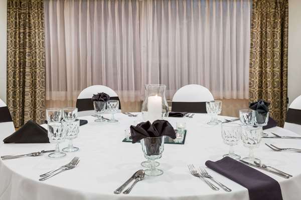  - Wyndham Garden Hotel Greensboro - I-40, Exit 213