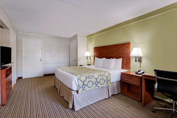 - Baymont Inn & Suites Orange Park Jacksonville - I-295, Exit 12