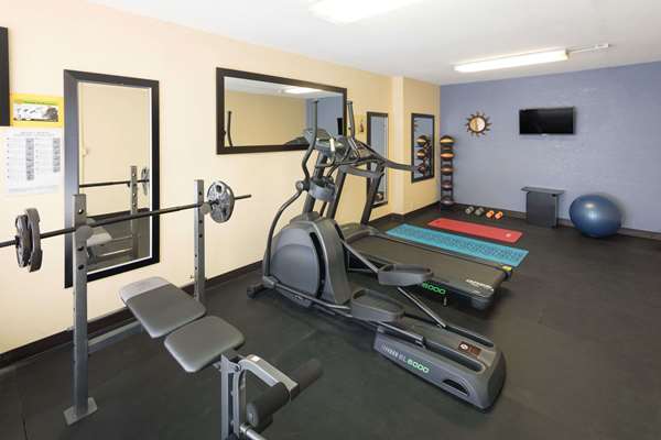 Fitness/ Exercise Room - Days Inn Madison - I-20, Exit 114