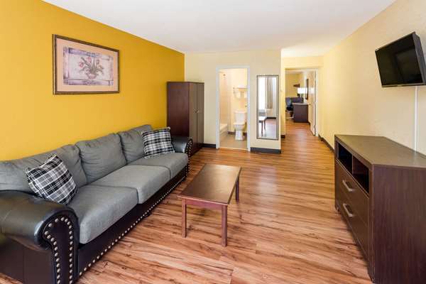  - Days Inn Madison - I-20, Exit 114