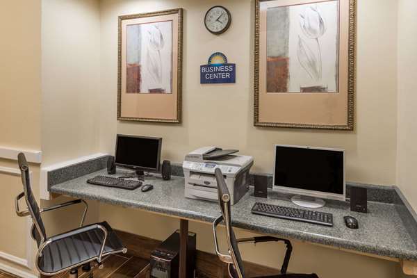 Conference Area - Days Inn Madison - I-20, Exit 114