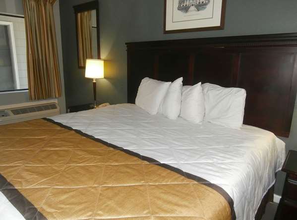  - Americas Best Value Inn Athens