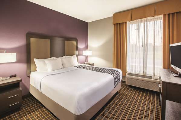 Suite - La Quinta Inn & Suites Mechanicsburg