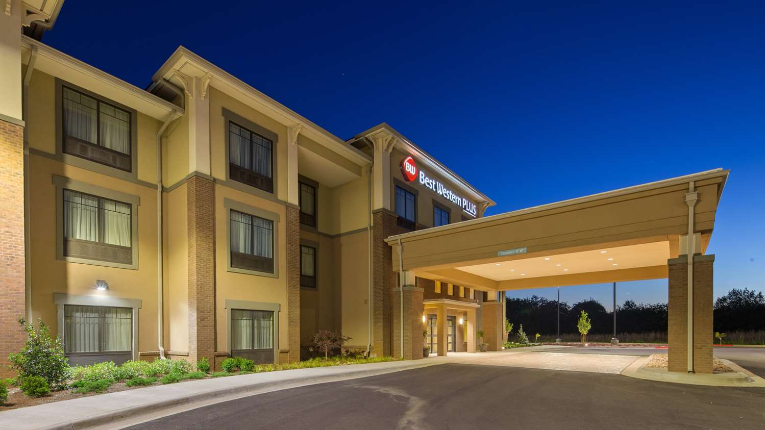 Best Western Plus Tuscumbia Muscle Shoals Hotel & Suites, AL See Discounts