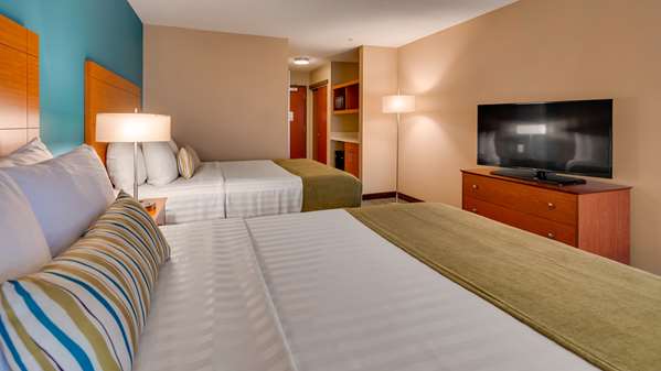  - Best Western Plus Tuscumbia Muscle Shoals Hotel & Suites