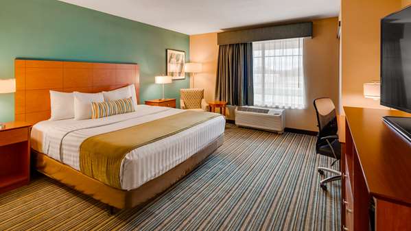  - Best Western Plus Tuscumbia Muscle Shoals Hotel & Suites