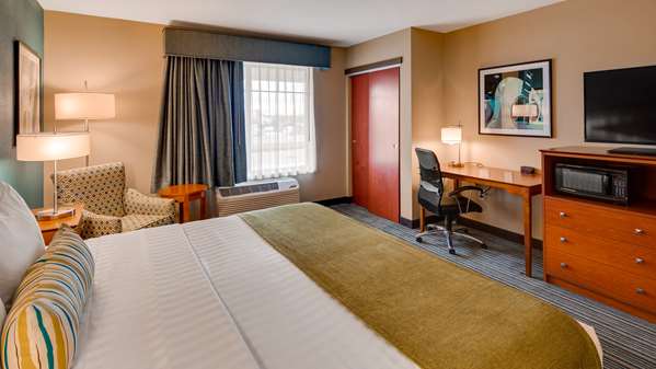  - Best Western Plus Tuscumbia Muscle Shoals Hotel & Suites