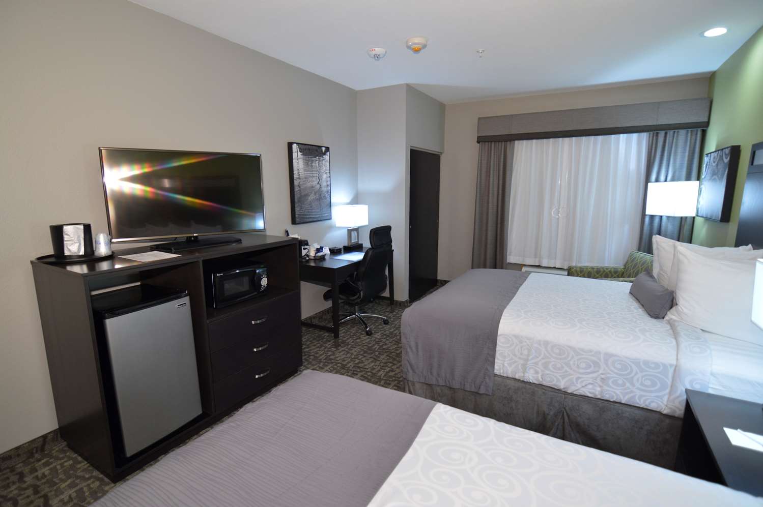 Best Western Plus Bay City Inn  See Discounts