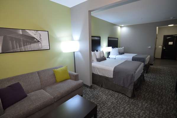 Suite - Best Western Plus Bay City Inn