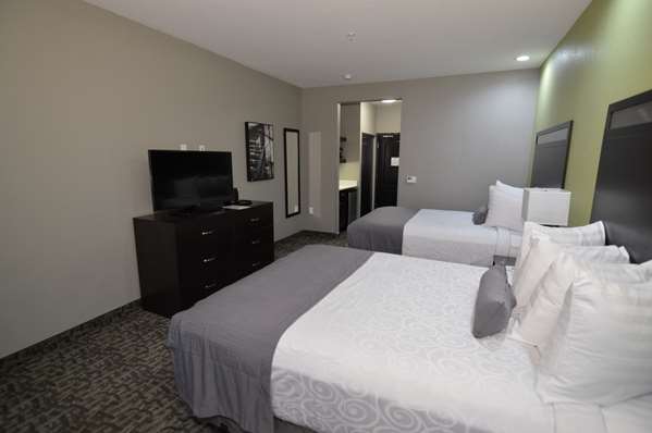  - Best Western Plus Bay City Inn