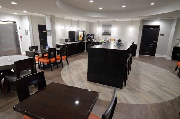 Amenities - Best Western Plus Bay City Inn