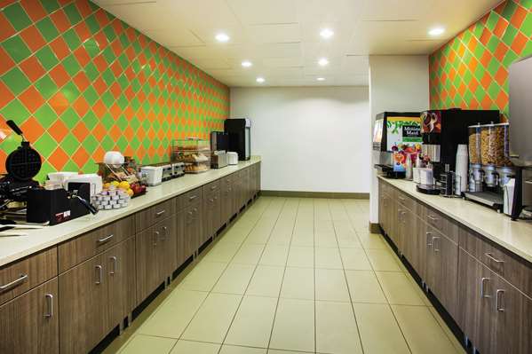  - La Quinta Inn & Suites Woodbury - I-494, Exit 58C