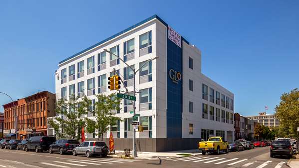 Exterior view - GLo Best Western Brooklyn Hotel
