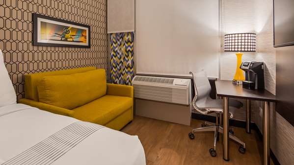  - GLo Best Western Brooklyn Hotel