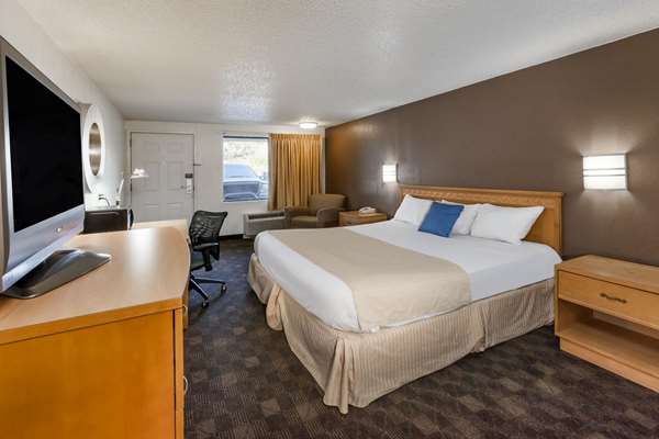  - Knights Inn Flint - I-75, Exit 117