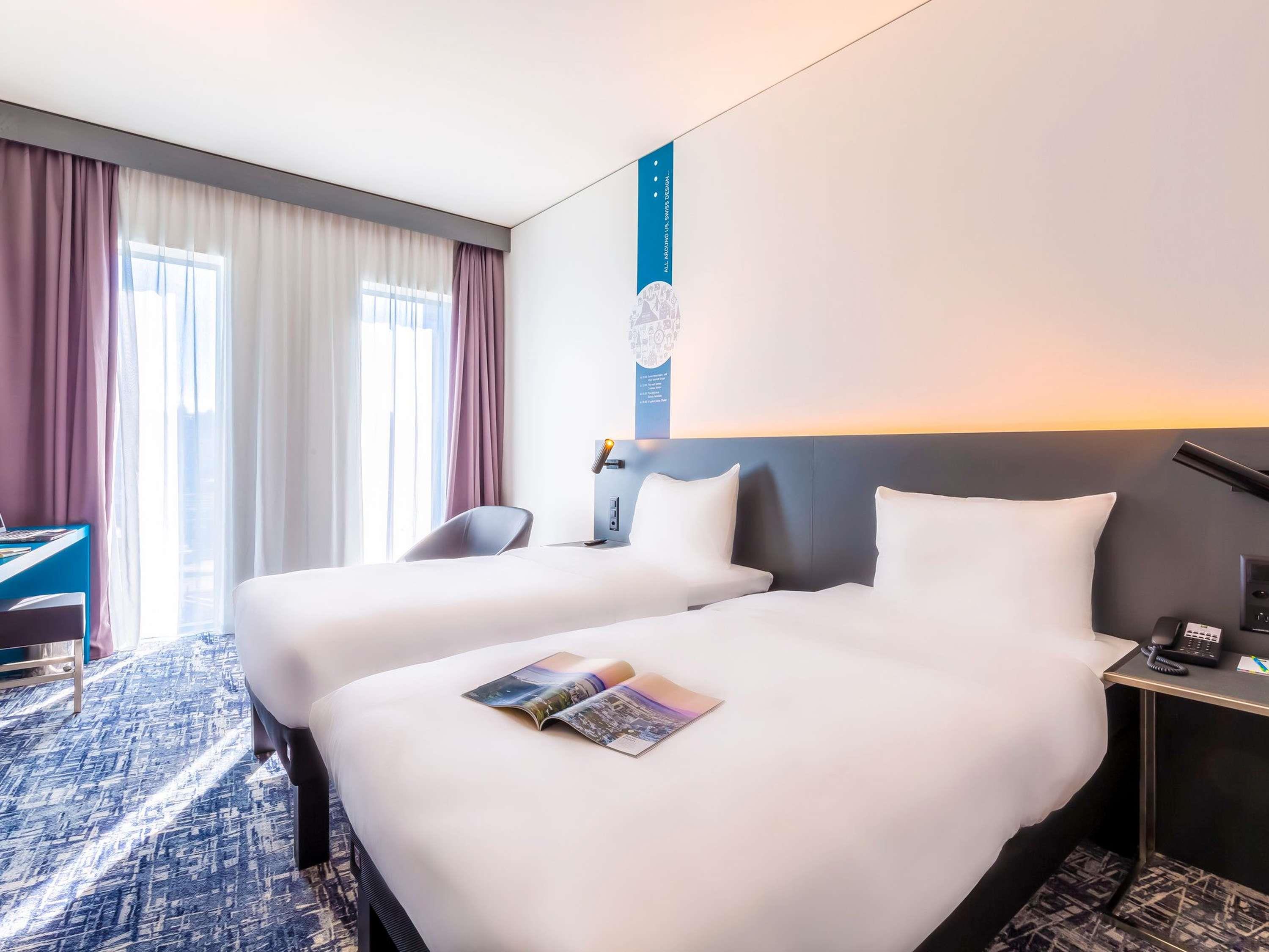 IBIS STYLES BASEL CITY Room Type - Standard Room with twin beds (40 x 79 in