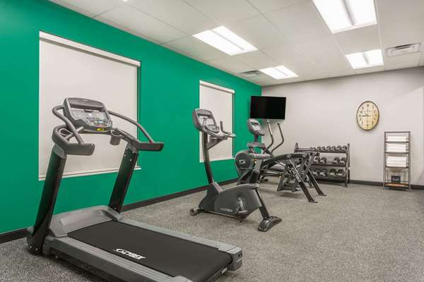 Fitness/ Exercise Room - Wingate by Wyndham Hotel Hurricane
