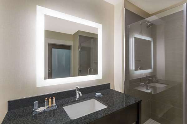  - Wingate by Wyndham Hotel Hurricane