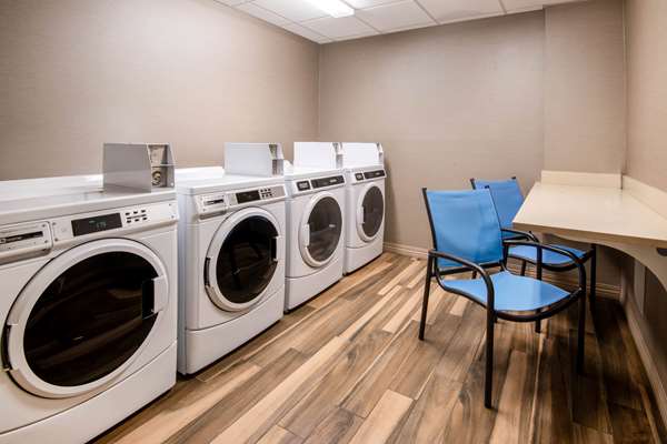 Amenities - La Quinta Inn & Suites South Durango