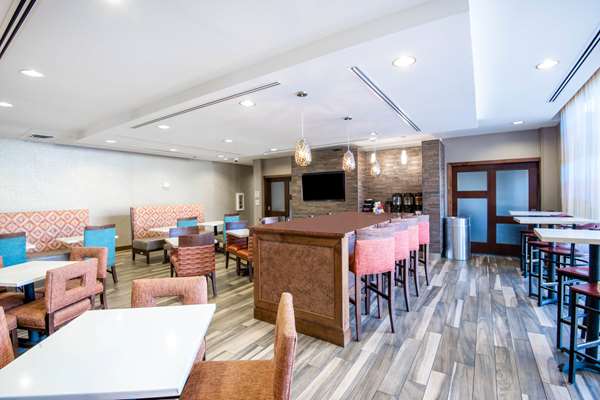  - La Quinta Inn & Suites South Durango