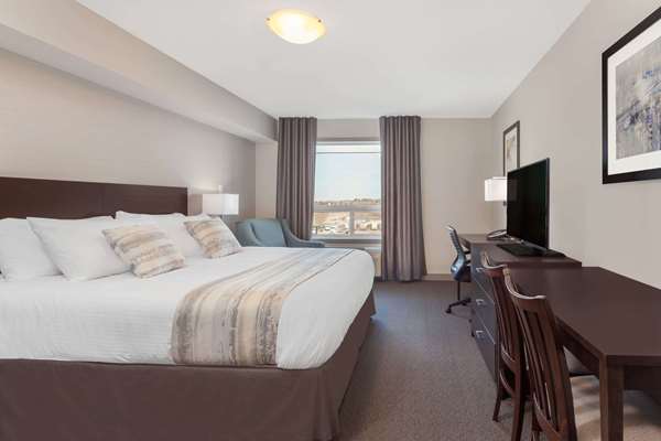  - Ramada Hotel Grassland