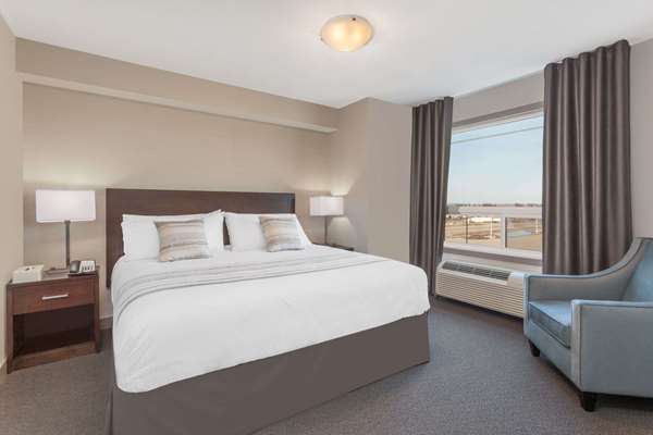 Suite - Ramada Hotel Grassland