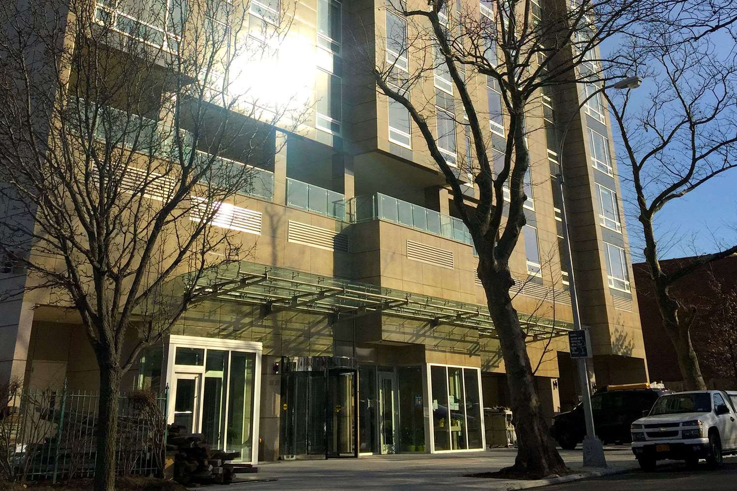 Wyndham Garden Hotel Flushing, NY See Discounts