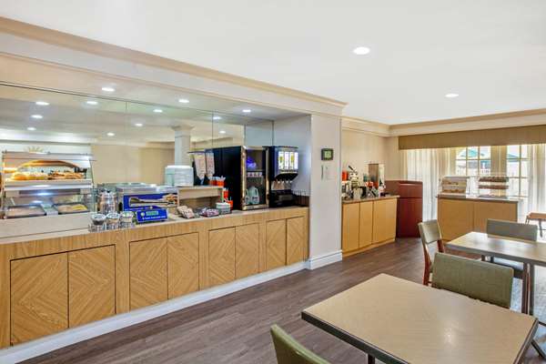  - La Quinta Inn Greenway Plaza Houston