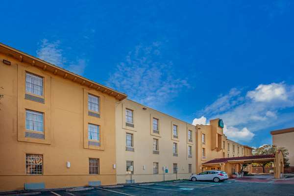 Exterior view - La Quinta Inn Greenway Plaza Houston