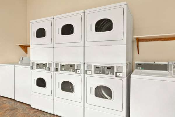 Amenities - Ramada Hotel Arcata