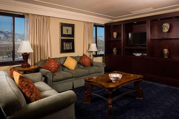 Suite - Antlers Hotel Colorado Springs - I-25, Exit 142