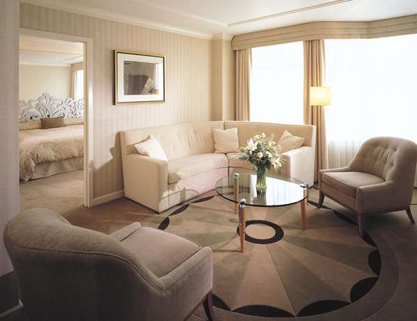  - Listel Hotel Vancouver